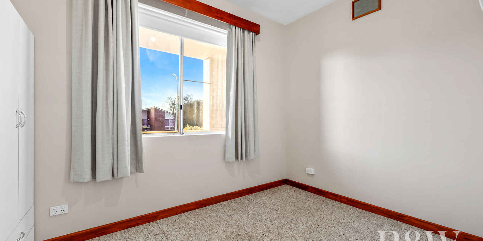 35 AKUNA AVENUE Bradbury