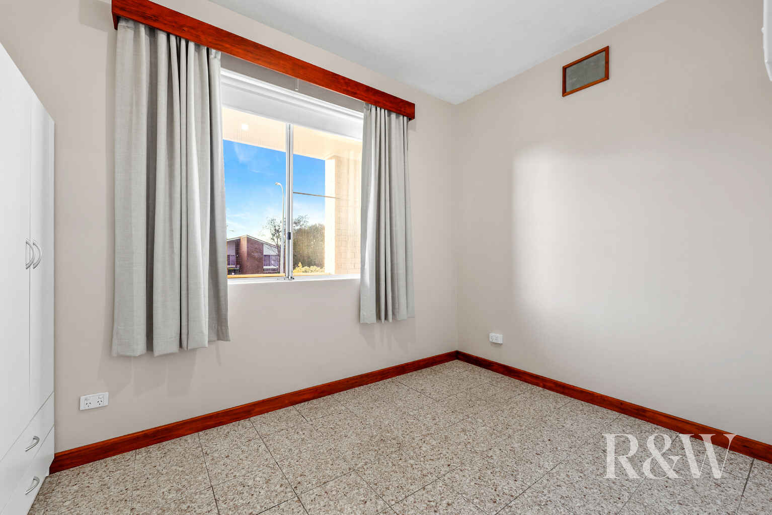 35 AKUNA AVENUE Bradbury