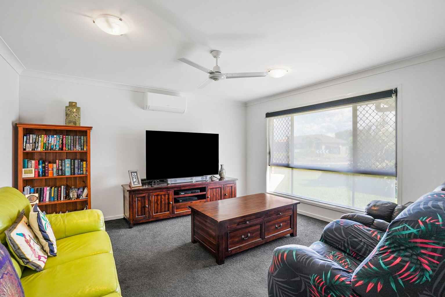 16 Lotus Avenue Bellmere 16 Lotus Avenue Bellmere