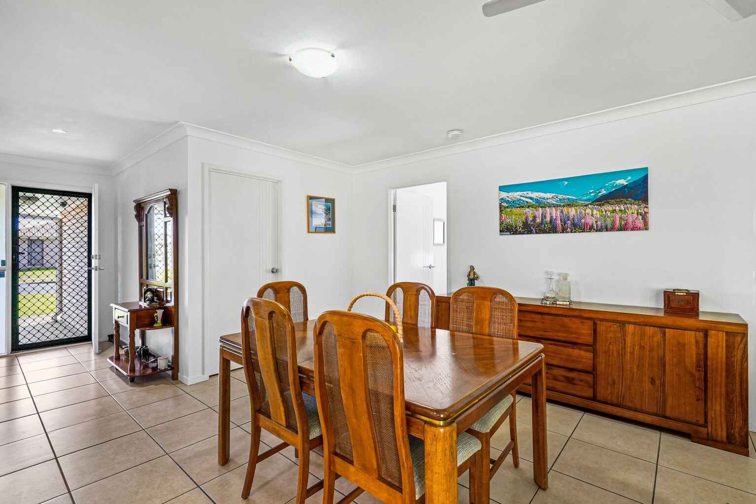 16 Lotus Avenue Bellmere 16 Lotus Avenue Bellmere