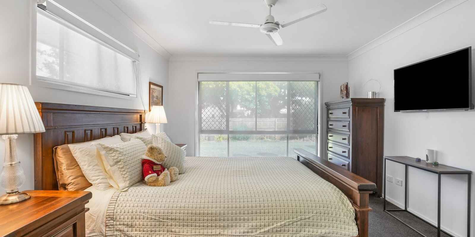 16 Lotus Avenue Bellmere 16 Lotus Avenue Bellmere