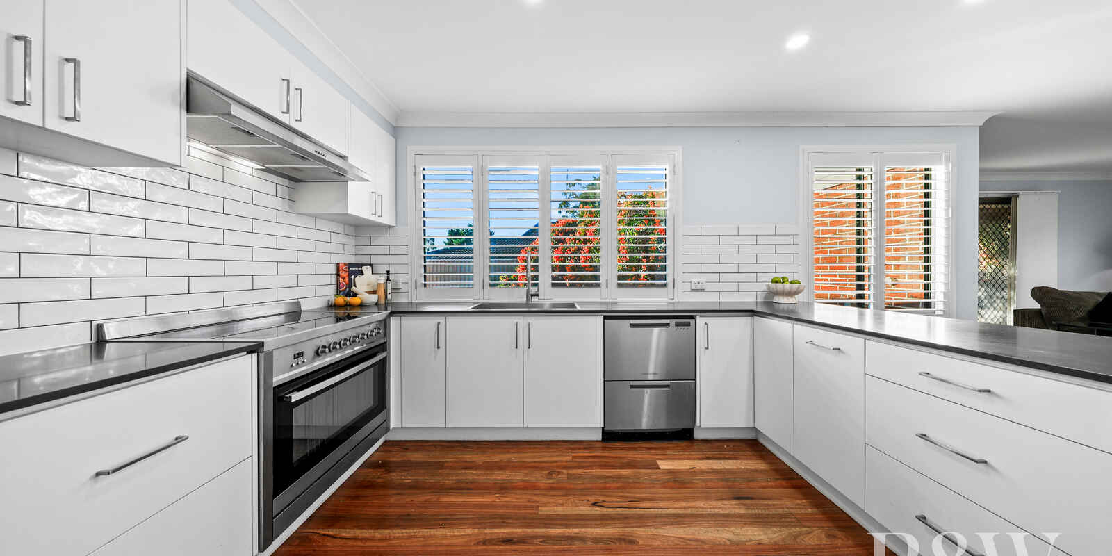 7 GEORGE CALEY PLACE Mount Annan 7 GEORGE CALEY PLACE Mount Annan
