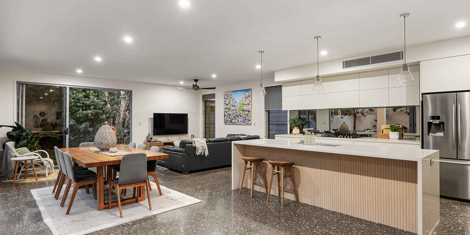 18 Belle Mare Avenue Yaroomba 18 Belle Mare Avenue Yaroomba