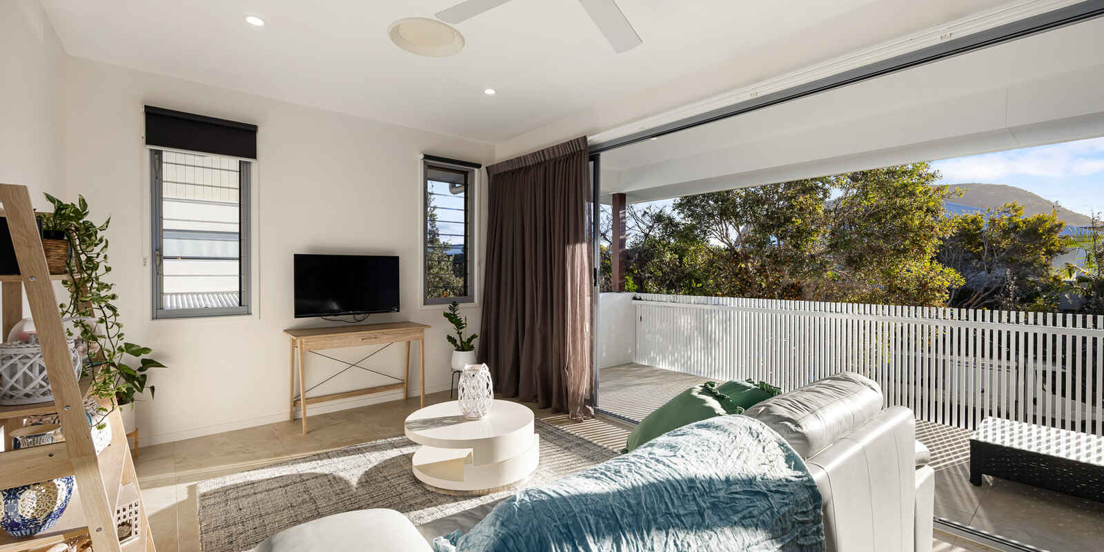 18 Belle Mare Avenue Yaroomba 18 Belle Mare Avenue Yaroomba