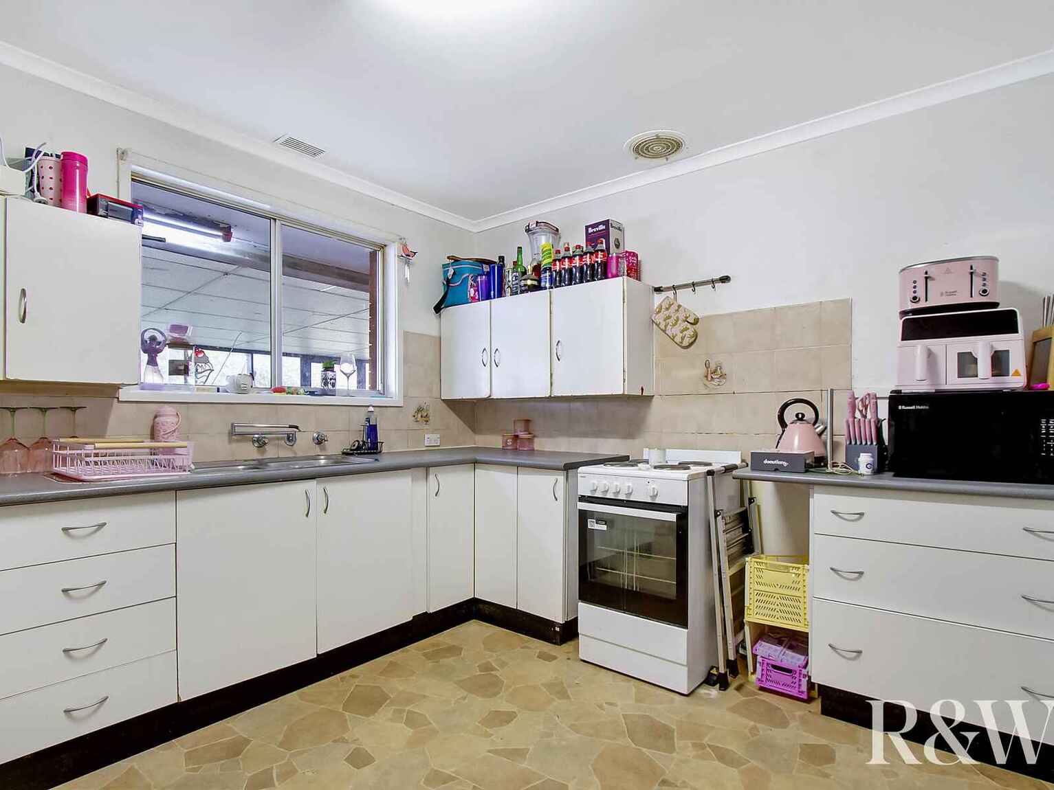 24 Woodview Road Oxley Park