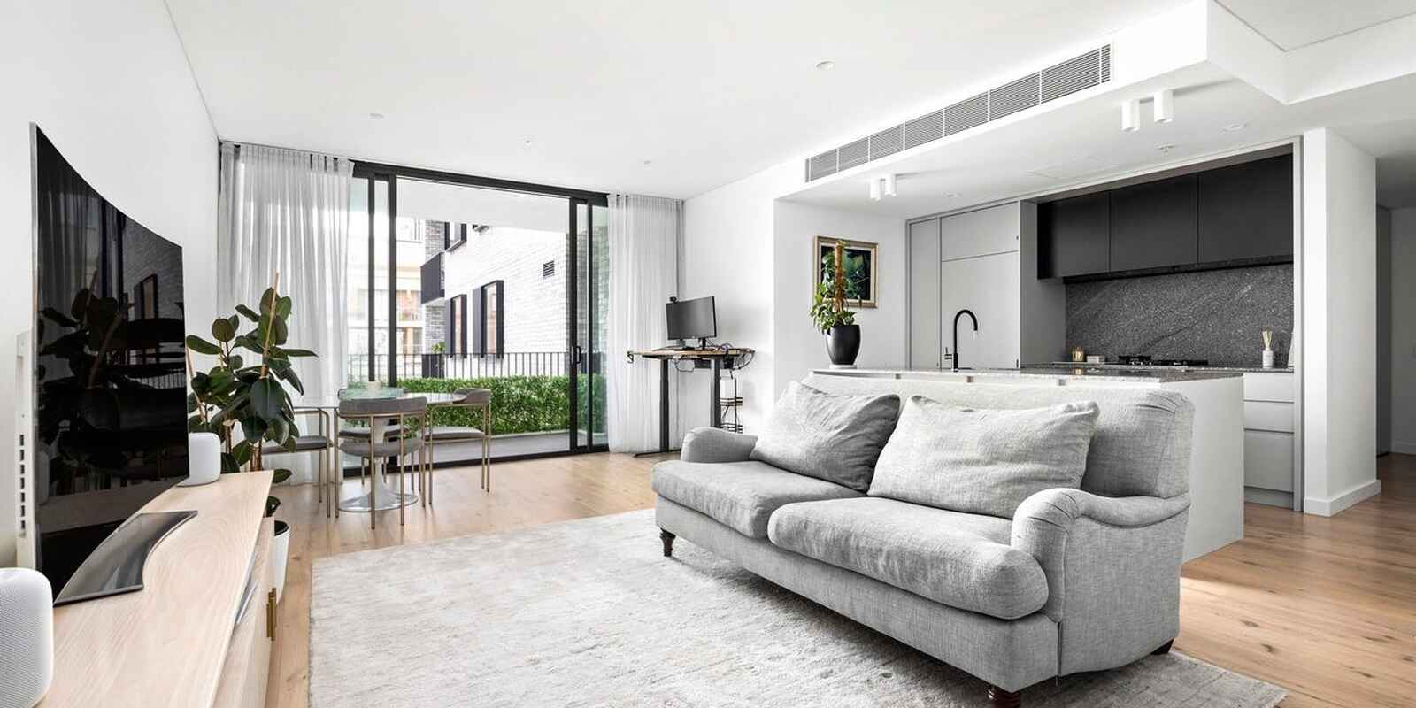 807/87 Oxford Street Bondi Junction 807/87 Oxford Street Bondi Junction