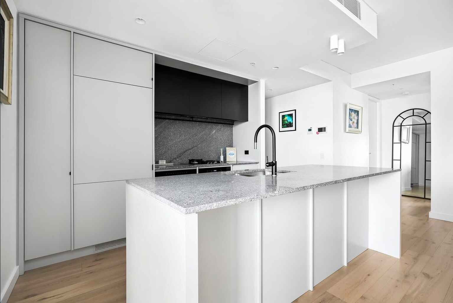 807/87 Oxford Street Bondi Junction 807/87 Oxford Street Bondi Junction
