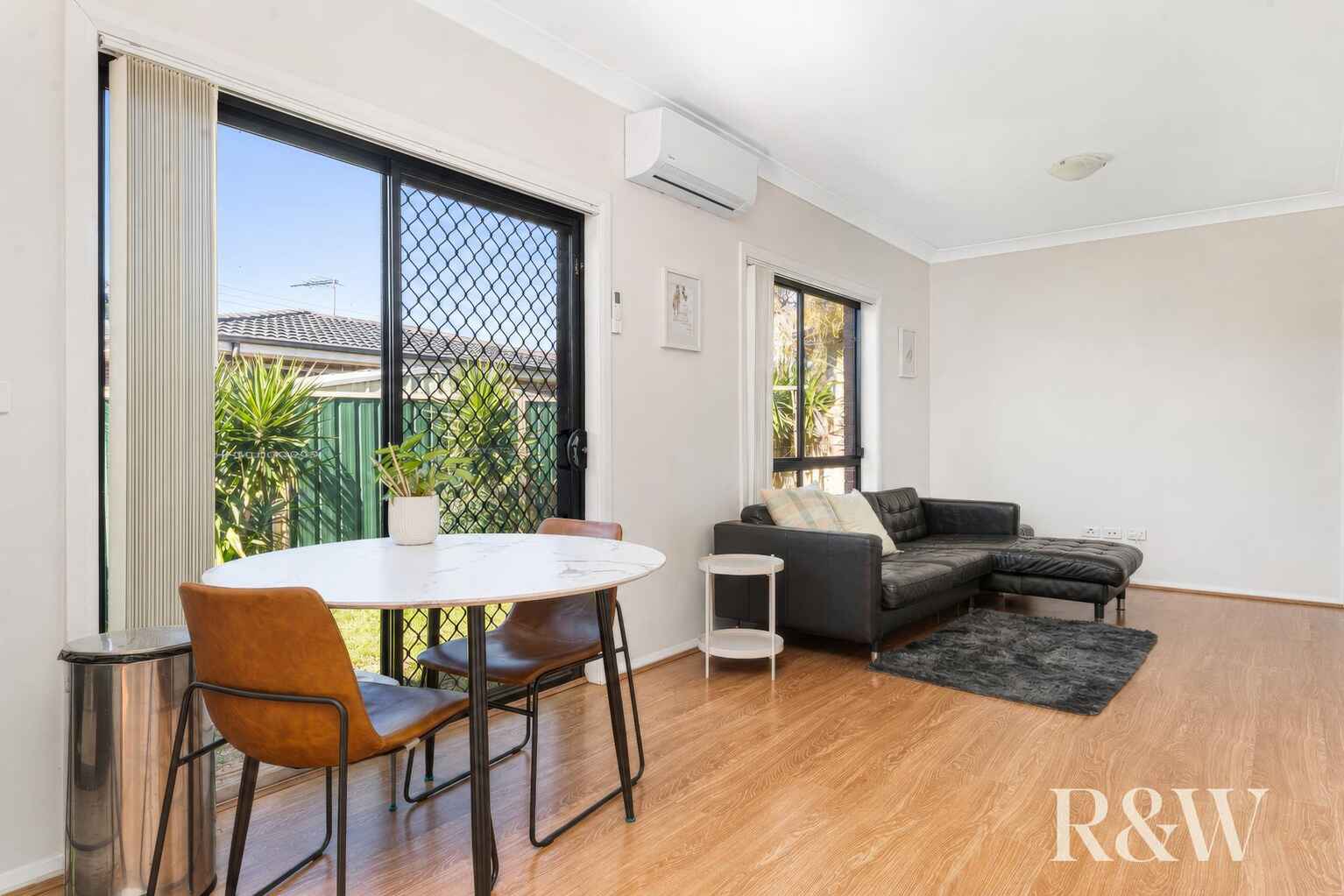 35 & 35A Dan Crescent Colyton