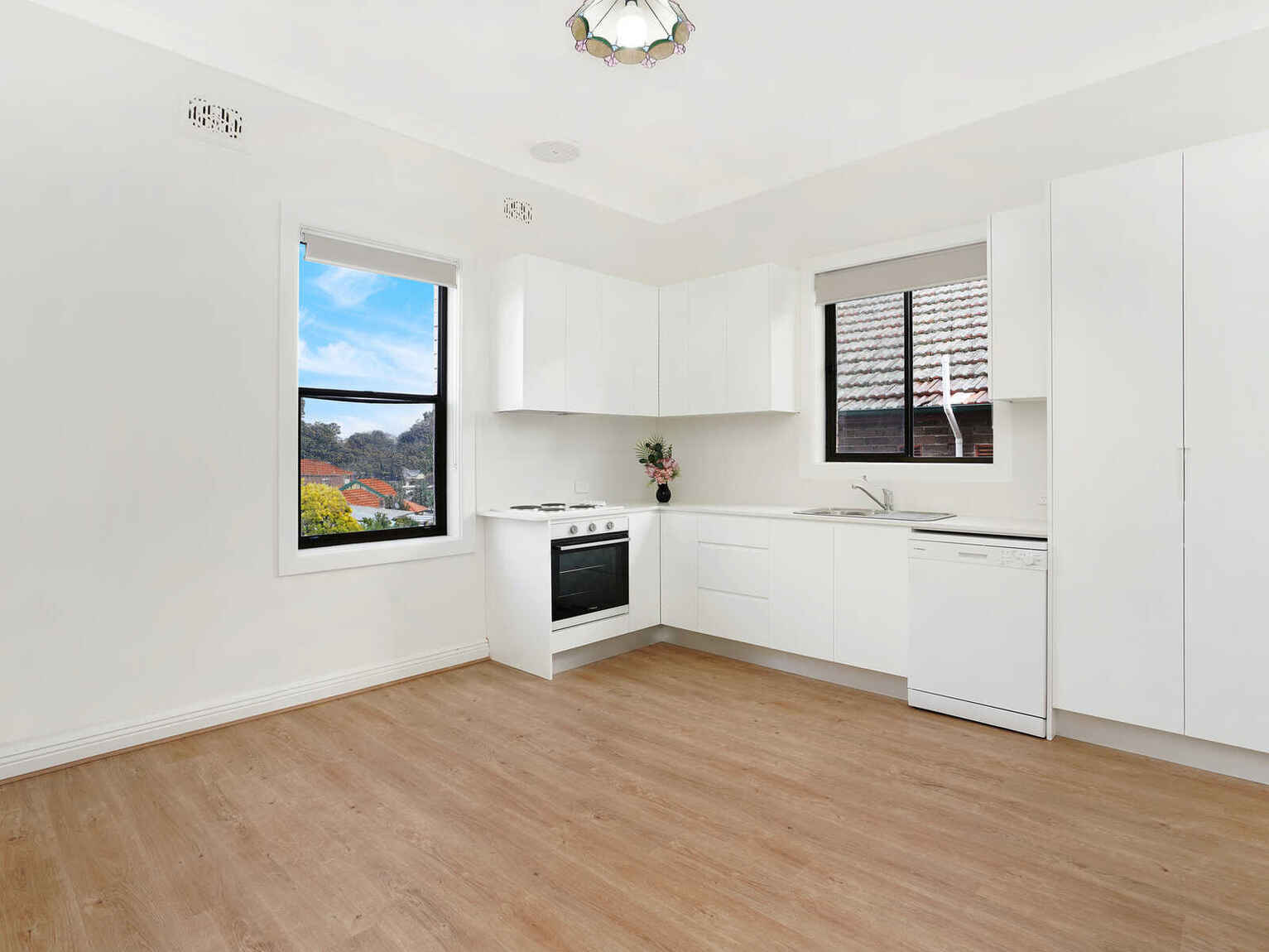 2/20 Crinan Street Hurlstone Park
