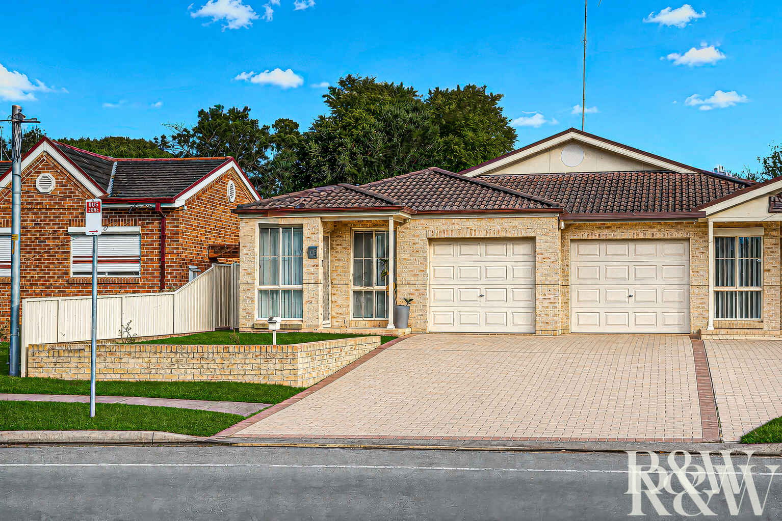 1/6 Brisbane Street Oxley Park