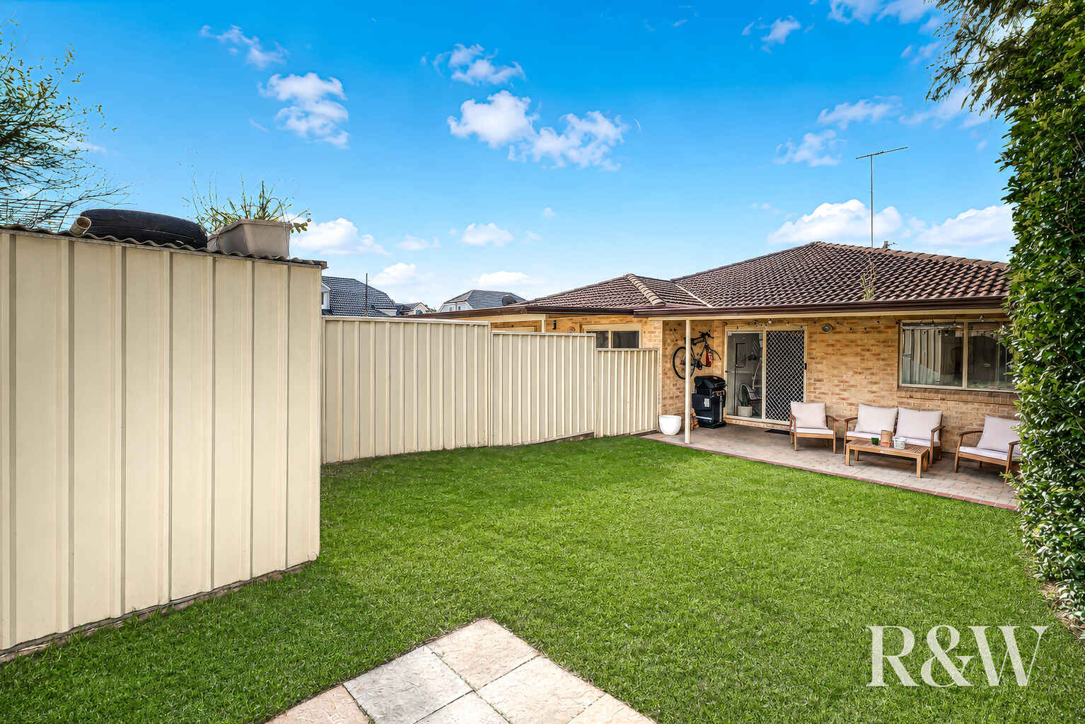 1/6 Brisbane Street Oxley Park