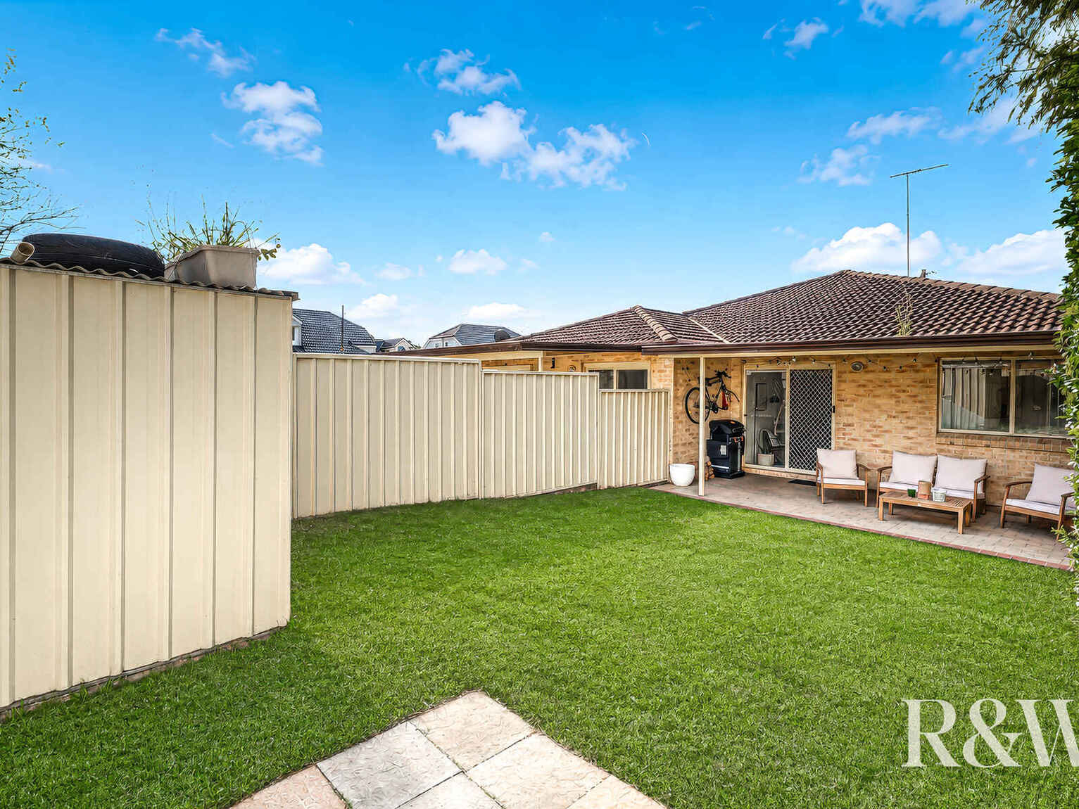 1/6 Brisbane Street Oxley Park