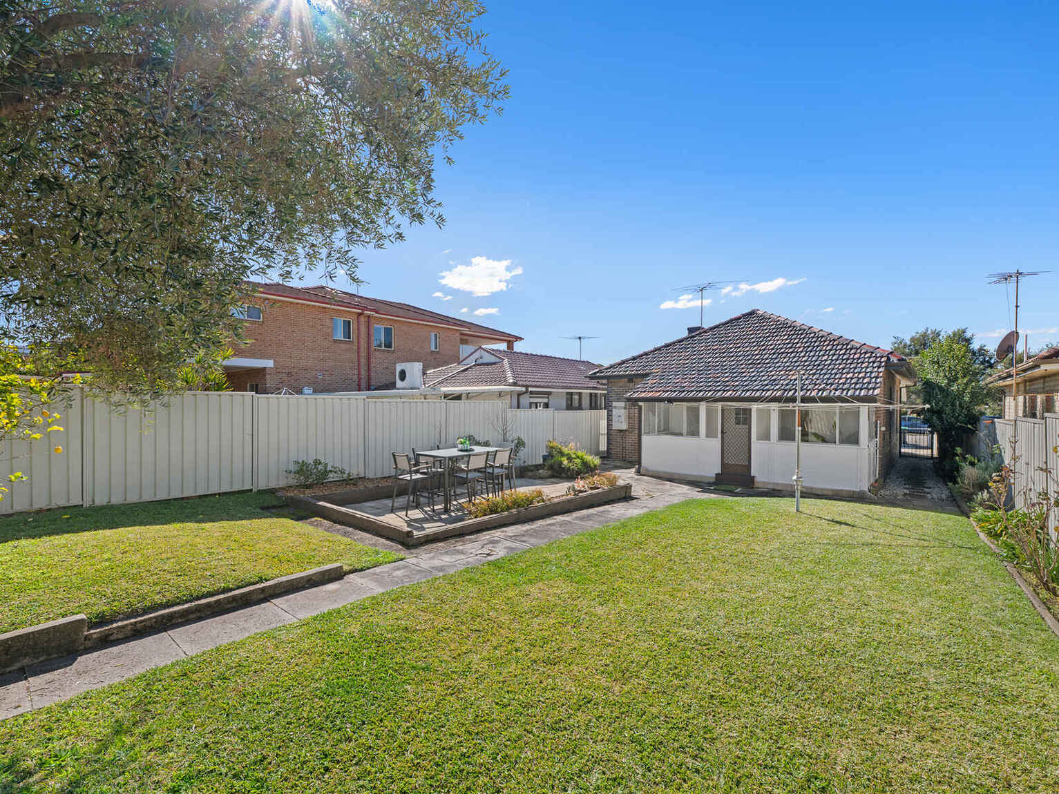 17 Onslow Street Canterbury