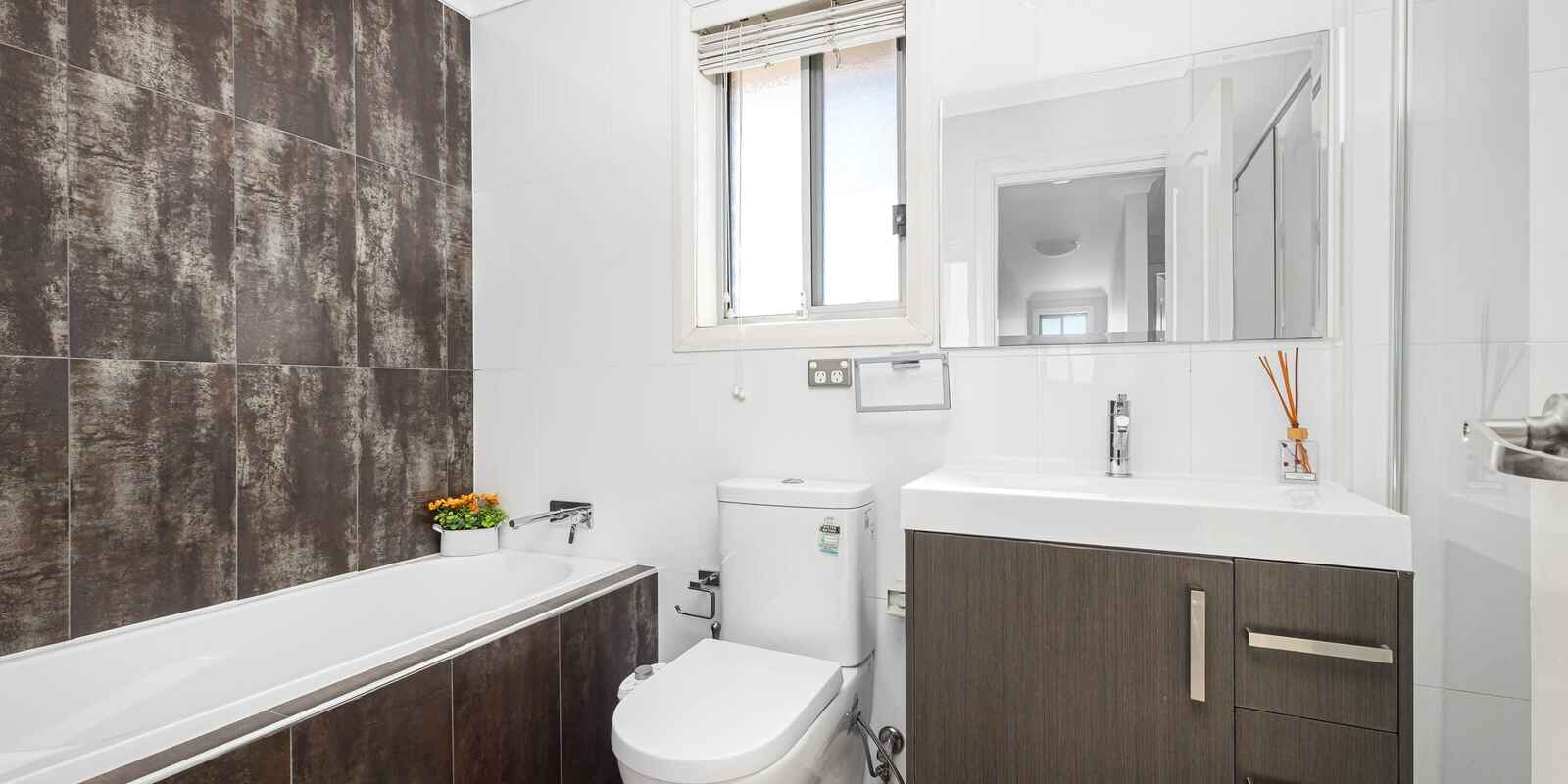 1/28 Charlotte Road Rooty Hill