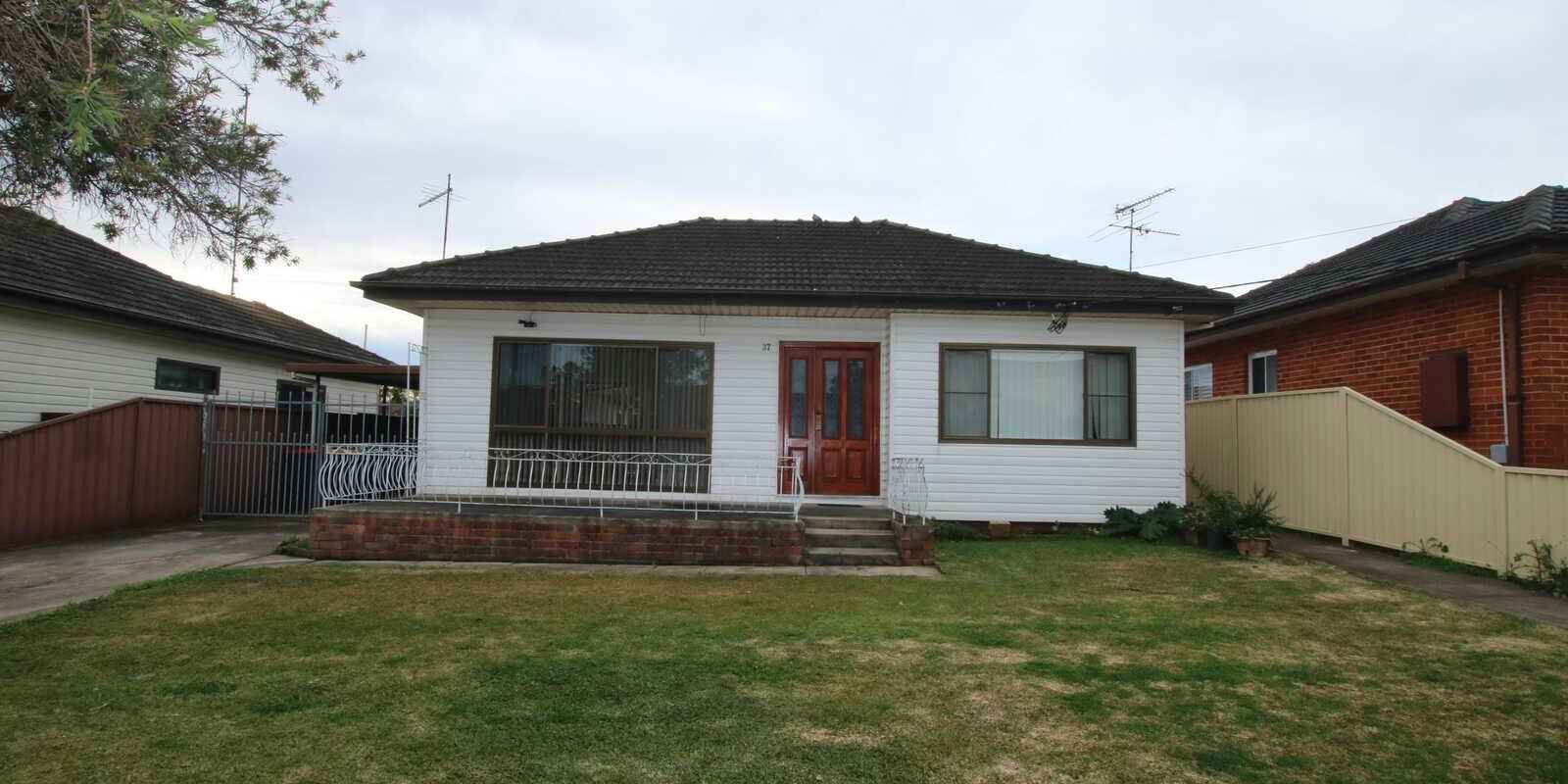 37 Wycombe Street Doonside