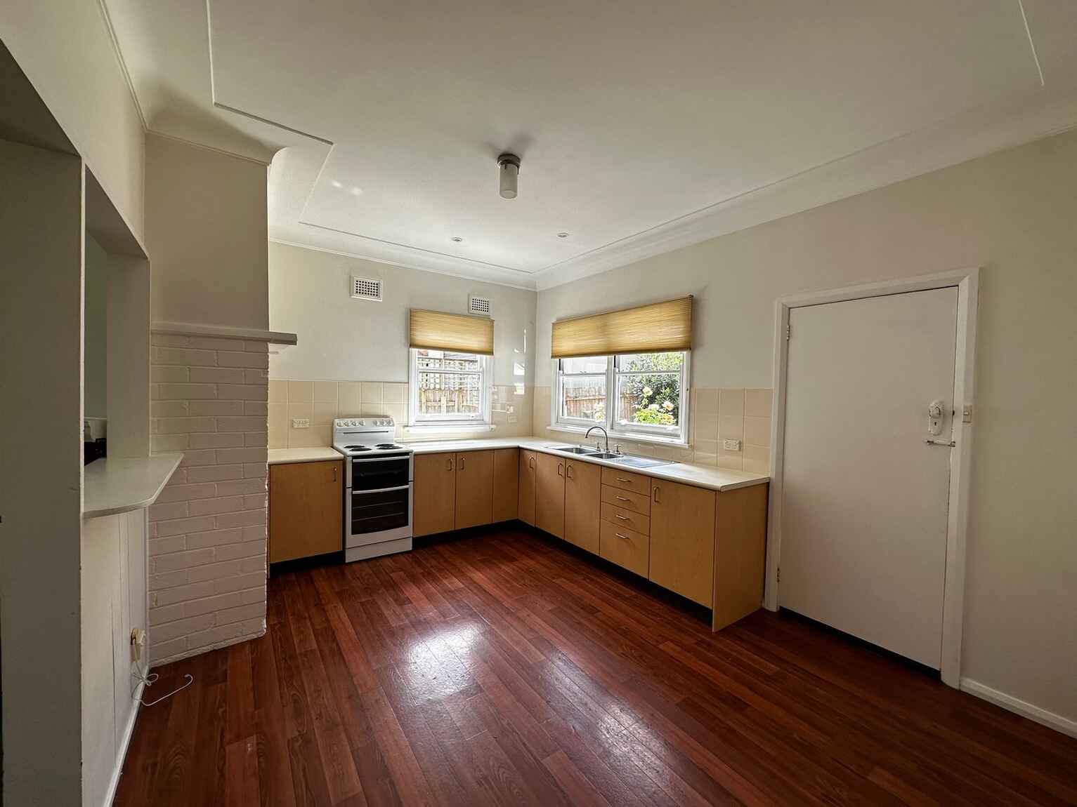8 Evans Lookout Road Blackheath