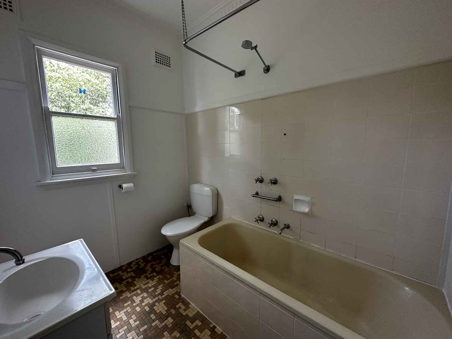 8 Evans Lookout Road Blackheath