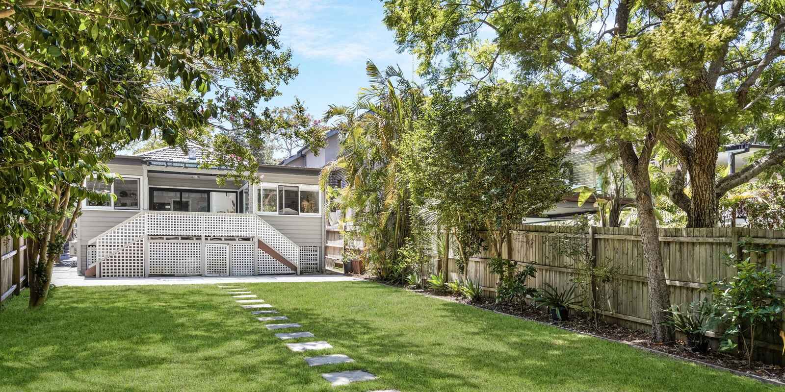 14 Sugarloaf Crescent Castlecrag 14 Sugarloaf Crescent Castlecrag