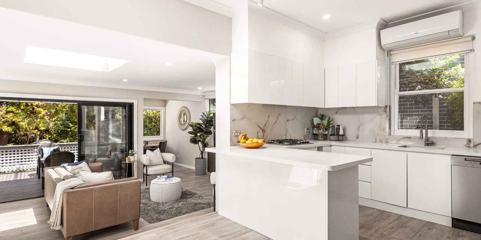 14 Sugarloaf Crescent Castlecrag 14 Sugarloaf Crescent Castlecrag