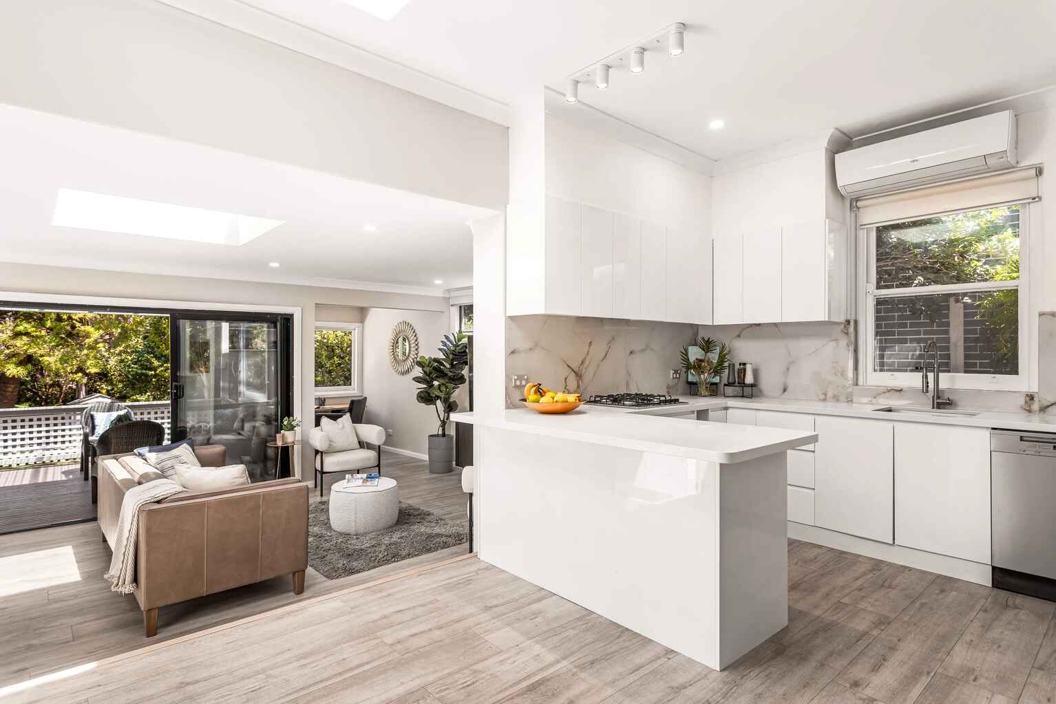 14 Sugarloaf Crescent Castlecrag 14 Sugarloaf Crescent Castlecrag