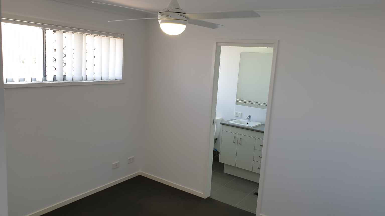 1/6 Coach Road West Morayfield 1/6 Coach Road West Morayfield