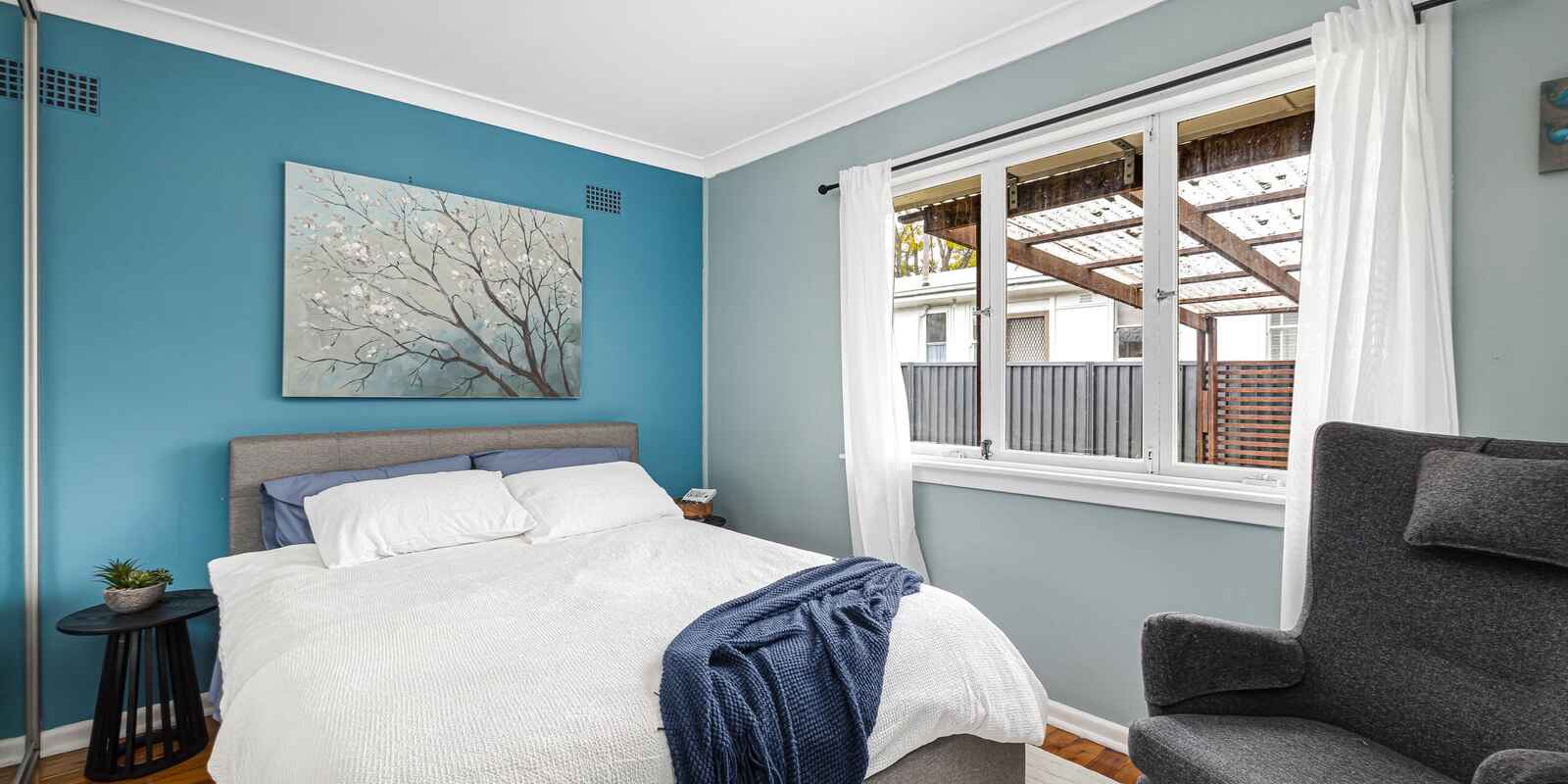 27 & 27A Ellsworth Drive Tregear 27 & 27A Ellsworth Drive Tregear