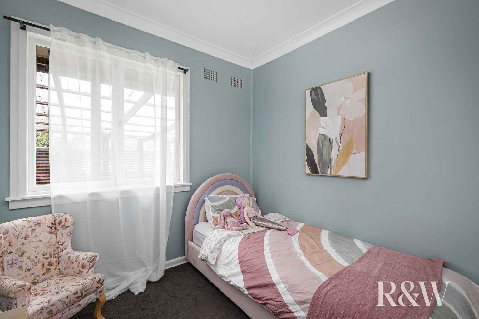 27 & 27A Ellsworth Drive Tregear 27 & 27A Ellsworth Drive Tregear