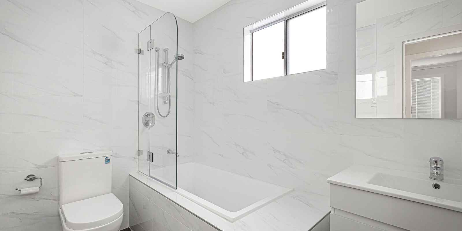 27 & 27A Ellsworth Drive Tregear 27 & 27A Ellsworth Drive Tregear