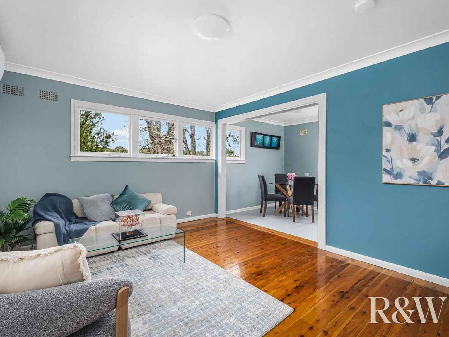 27 & 27A Ellsworth Drive Tregear 27 & 27A Ellsworth Drive Tregear