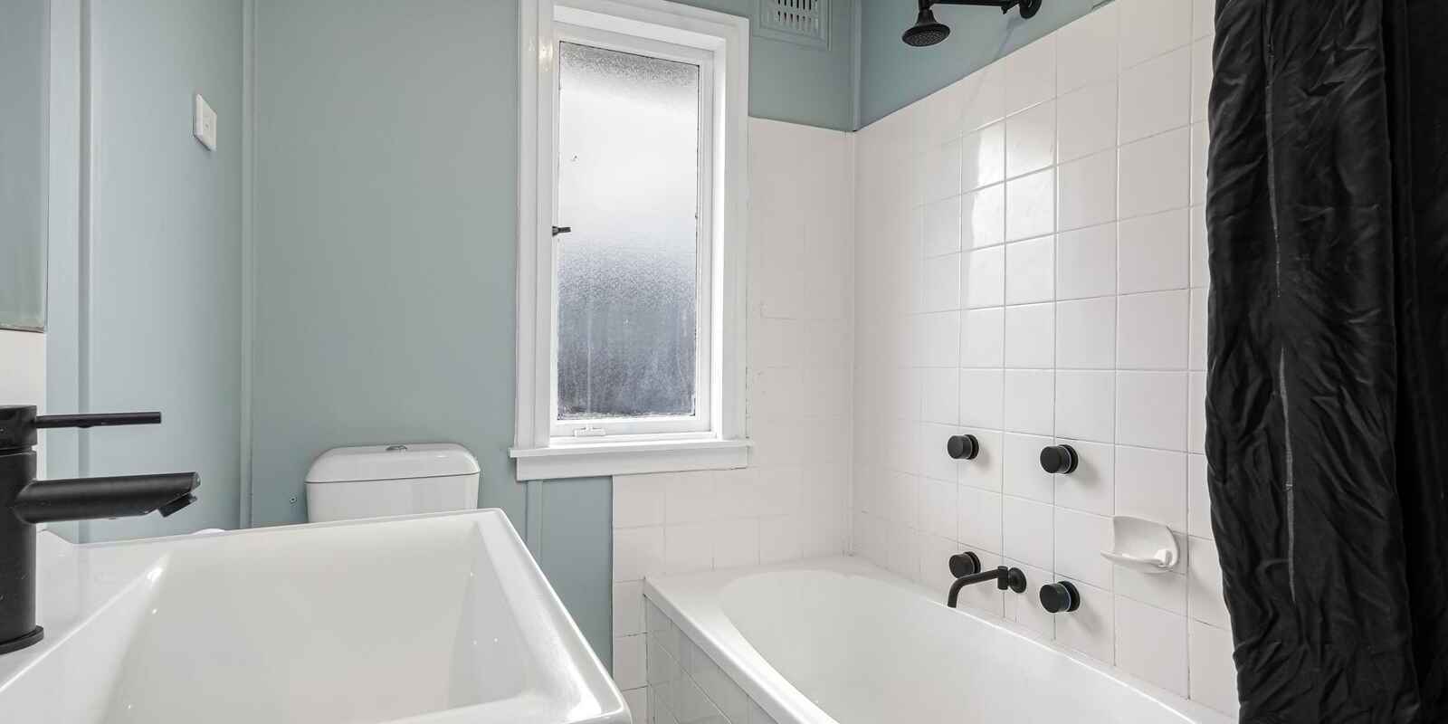 27 & 27A Ellsworth Drive Tregear 27 & 27A Ellsworth Drive Tregear