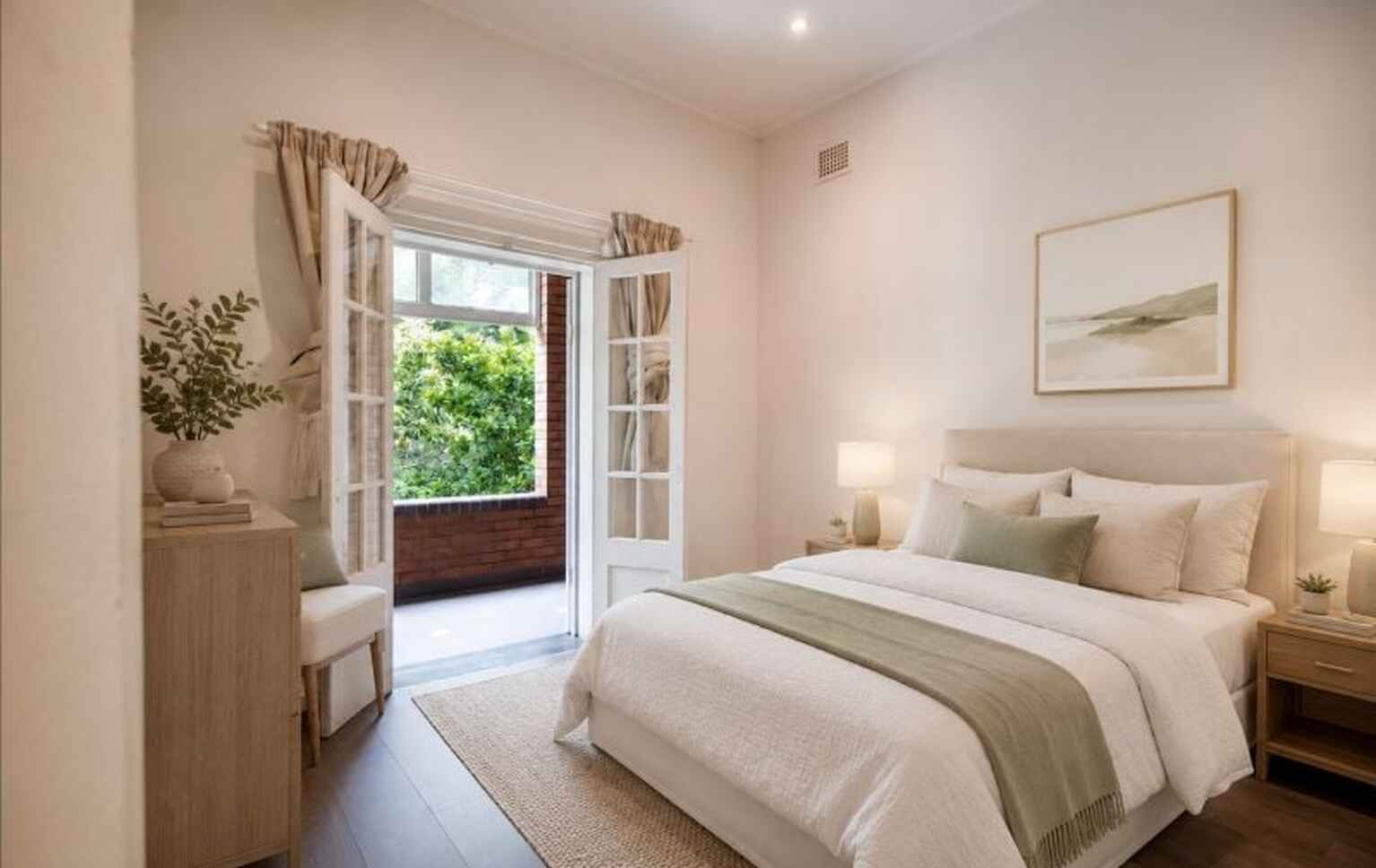 2/146 Hall Street Bondi Beach