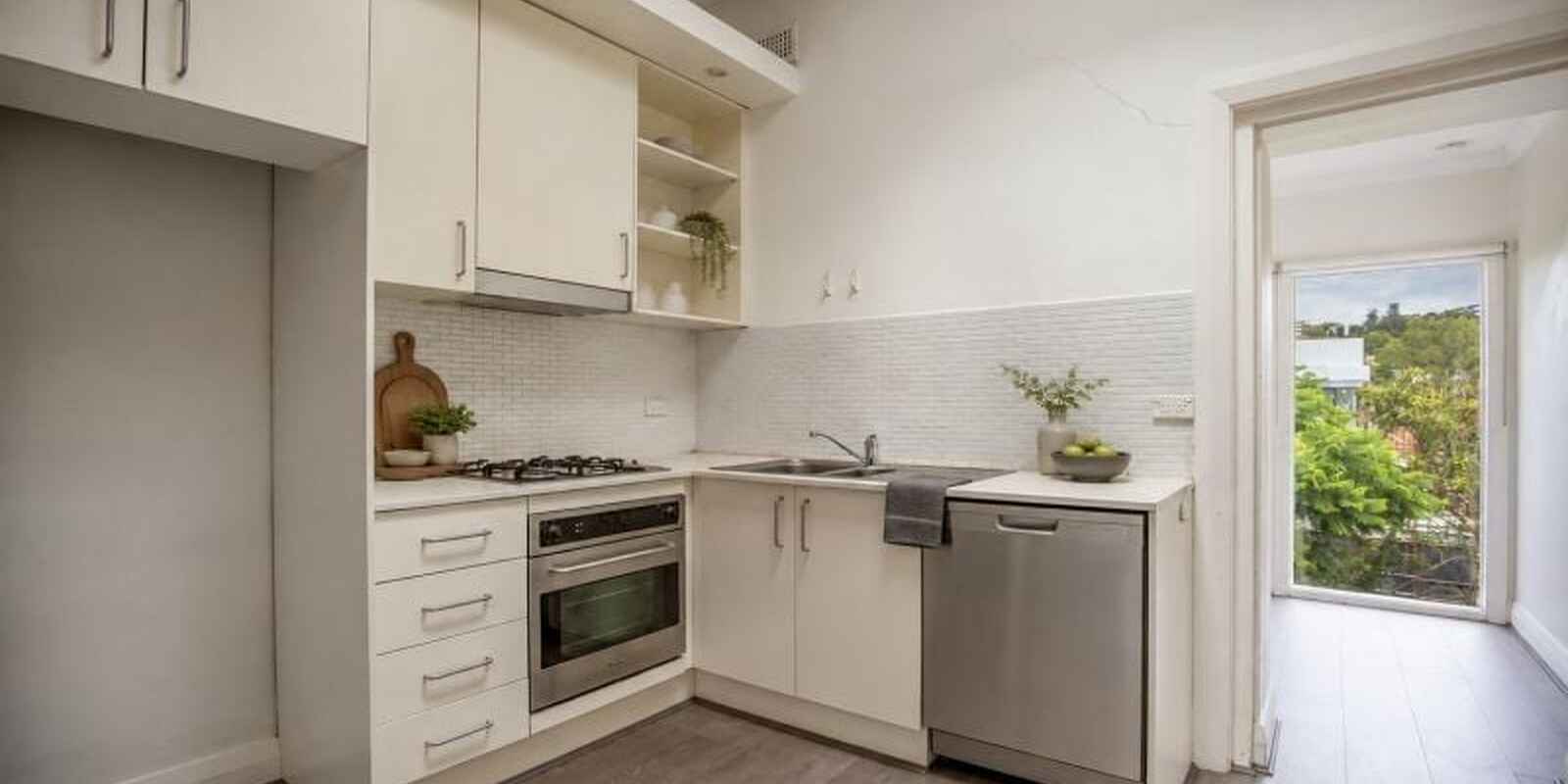 2/146 Hall Street Bondi Beach