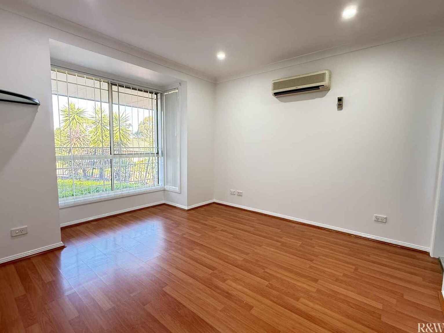 17 Mabuhay Grove Mount Druitt