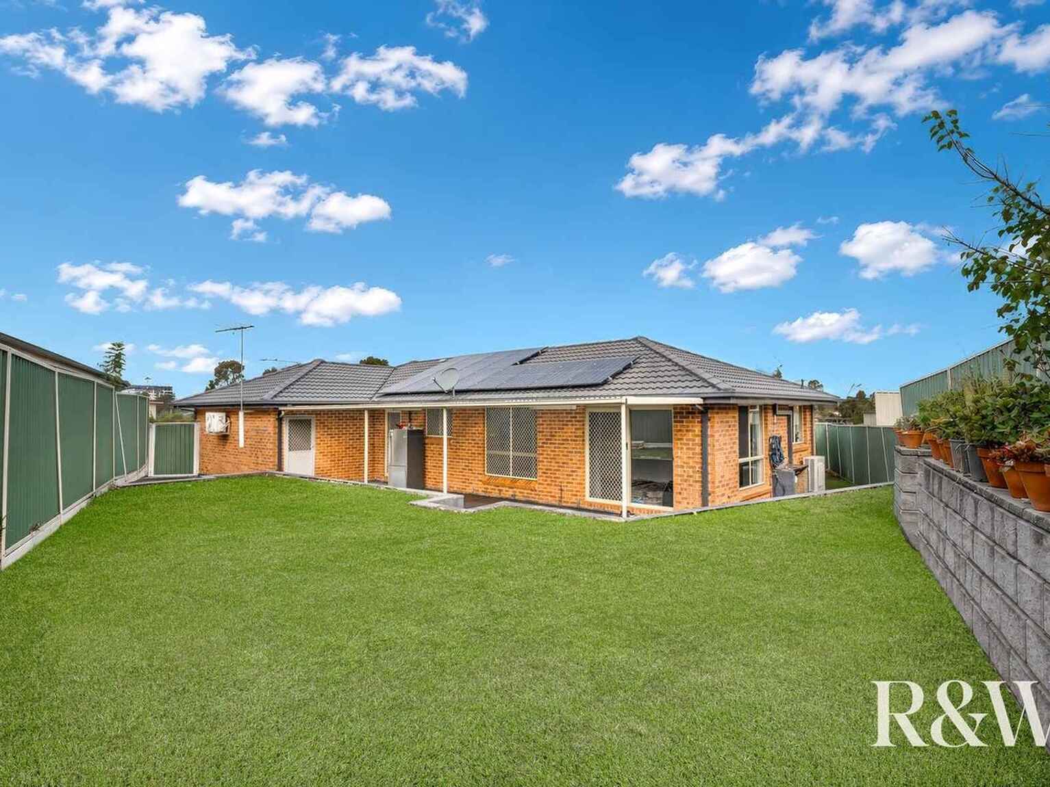 17 Mabuhay Grove Mount Druitt