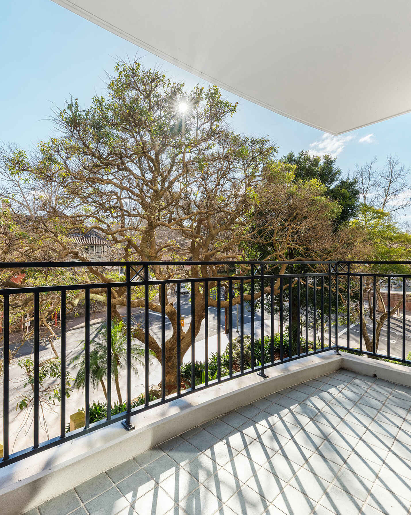 32/237 Miller Street, North Sydney - Image 1