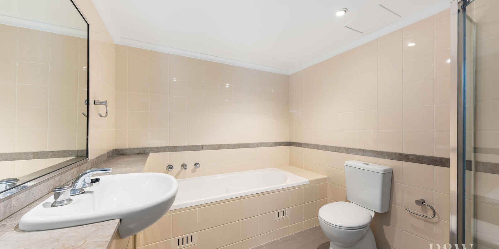 32/237 Miller Street North Sydney 32/237 Miller Street North Sydney