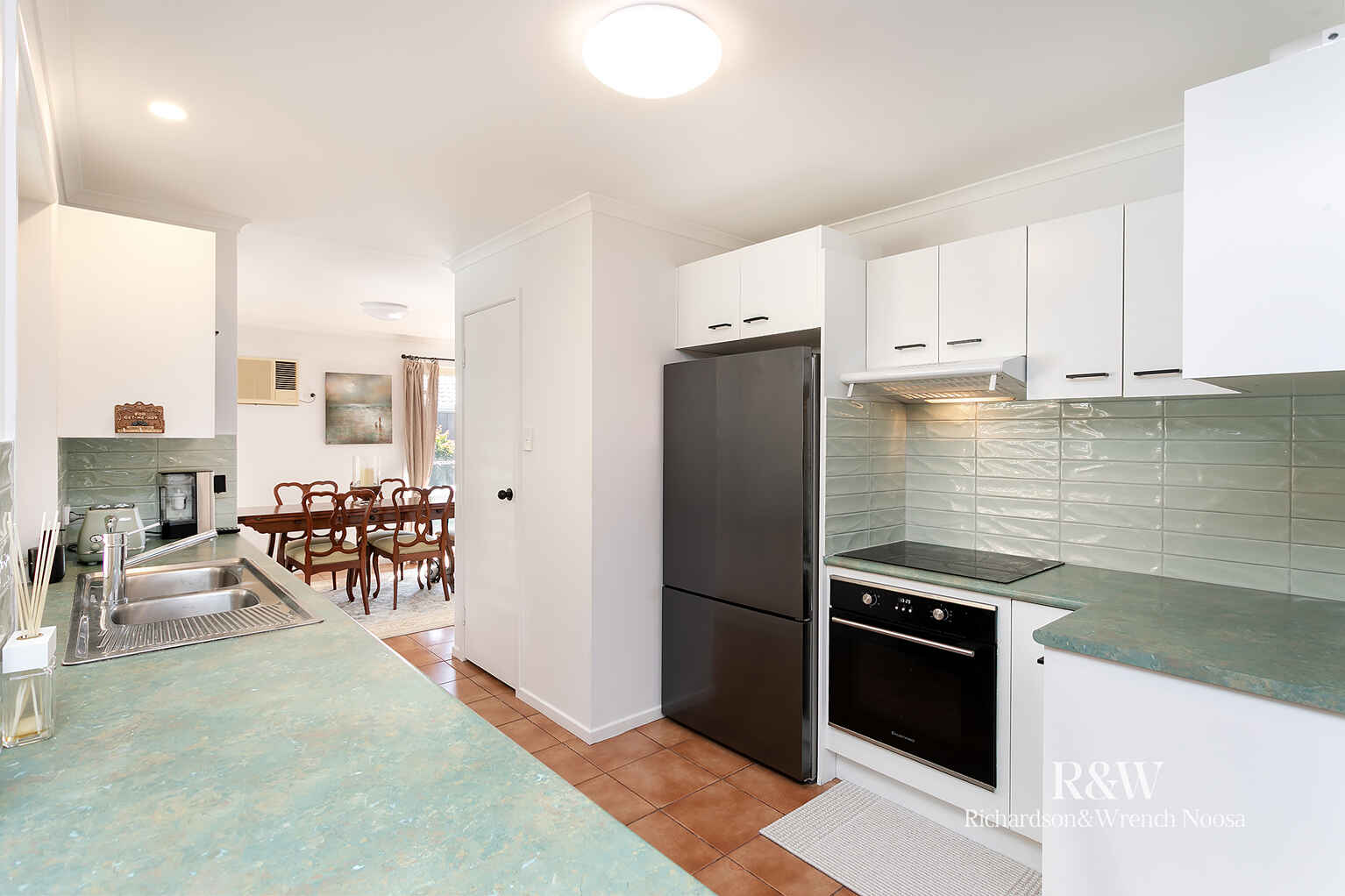 9 Prestwick Court Tewantin