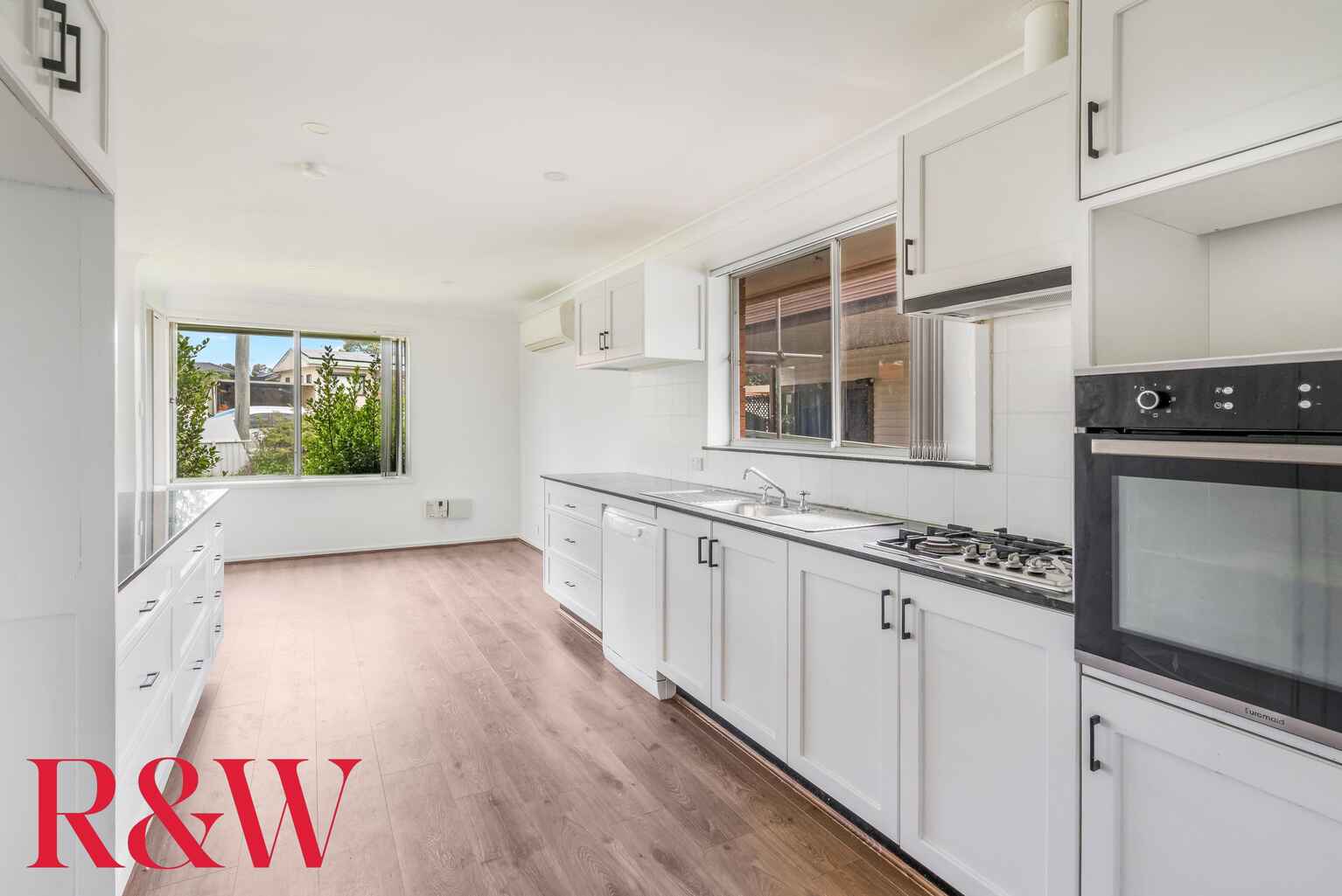 57 Waminda Avenue Campbelltown 57 Waminda Avenue Campbelltown