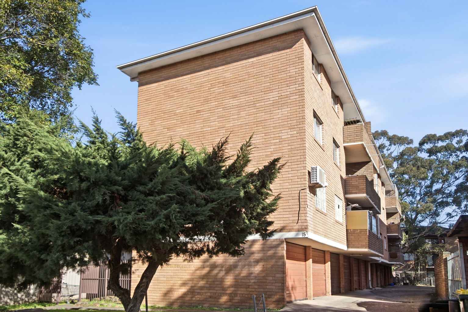 9/15 Acacia Street Cabramatta West