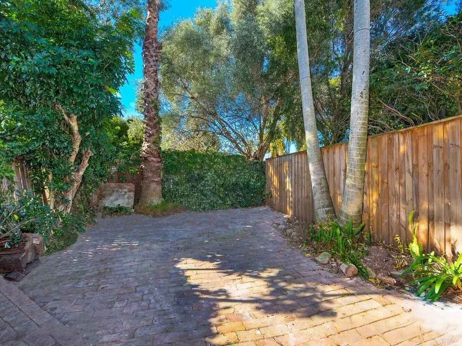 27 Woodland Street Marrickville