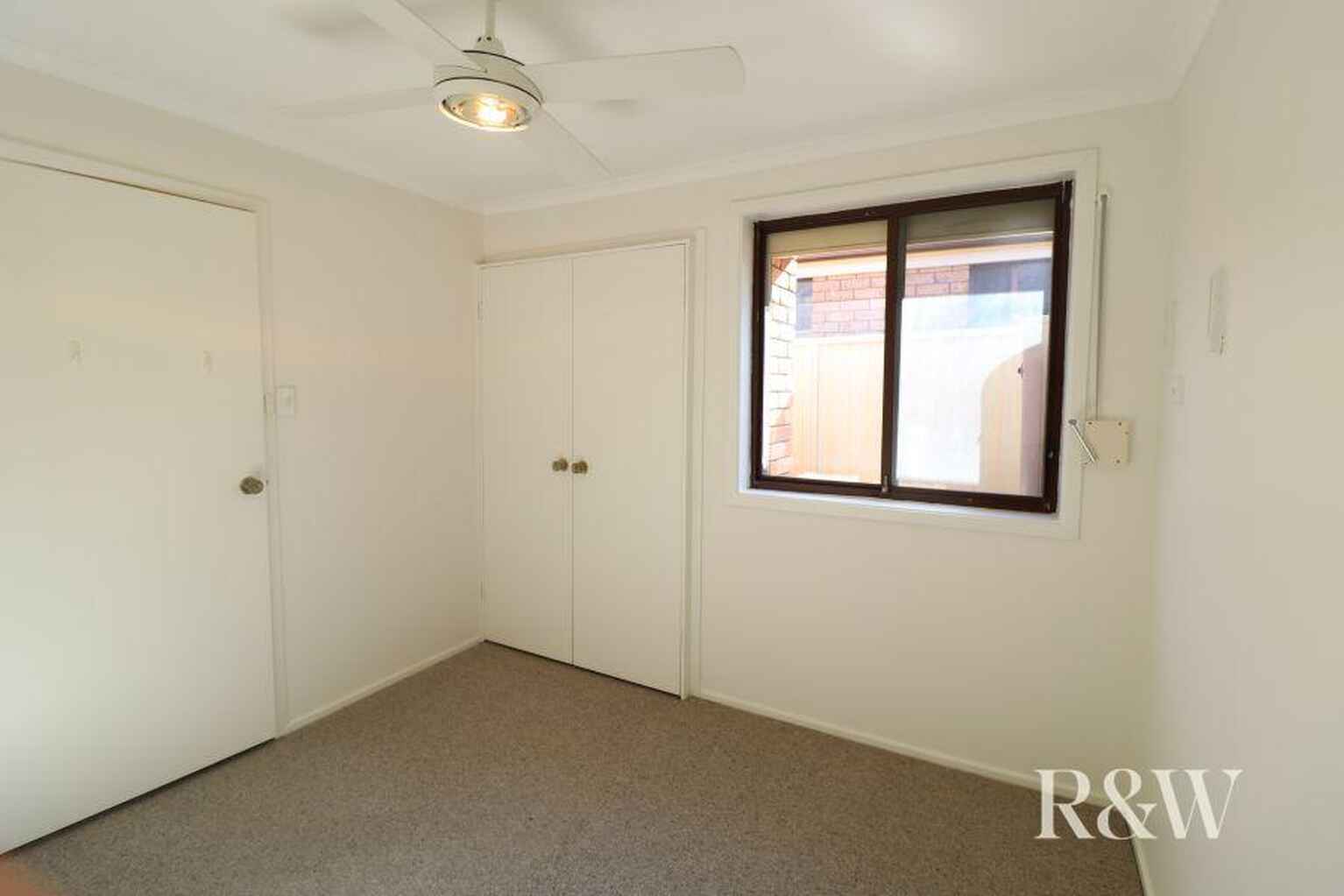 7 Eucumbene Place St Clair