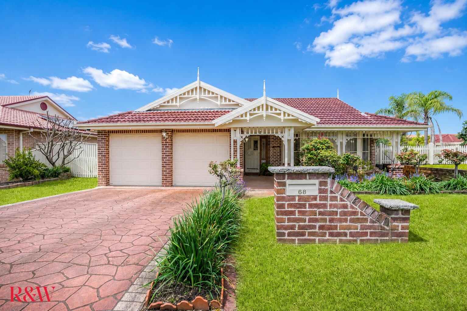 68 Englorie Park Drive Glen Alpine 68 Englorie Park Drive Glen Alpine