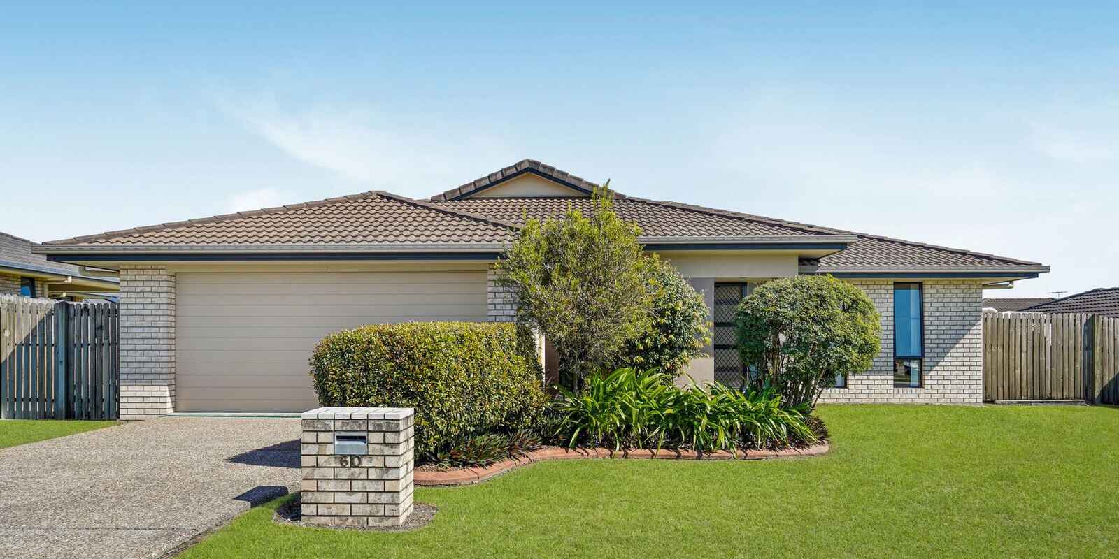 60 Coach Road West Morayfield 60 Coach Road West Morayfield