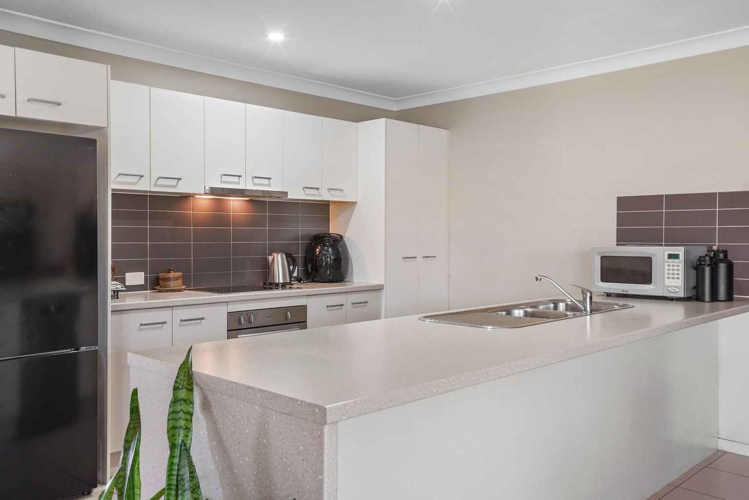 60 Coach Road West Morayfield 60 Coach Road West Morayfield