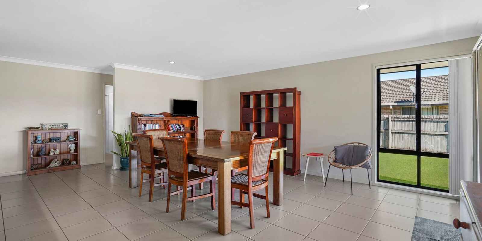 60 Coach Road West Morayfield 60 Coach Road West Morayfield