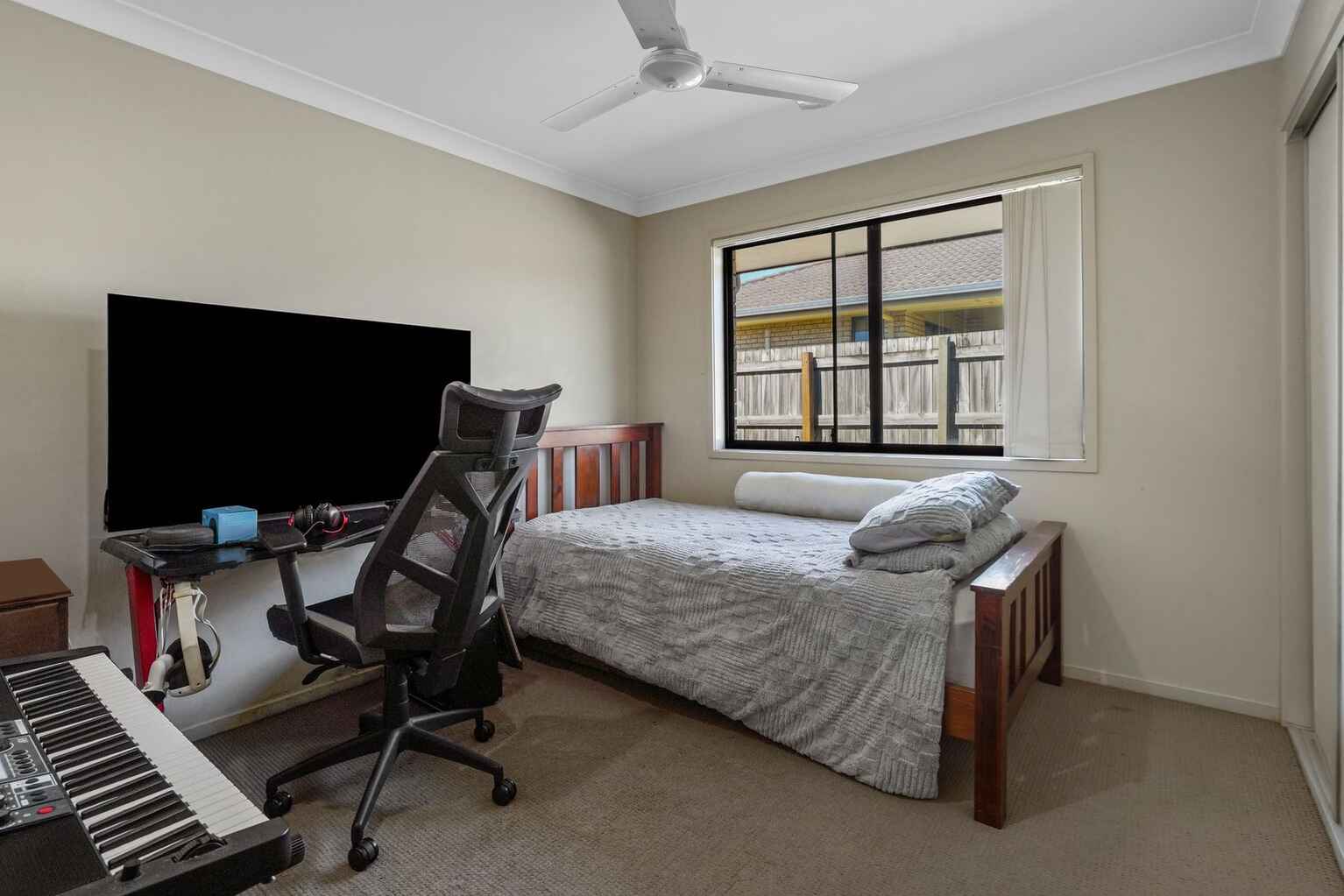 60 Coach Road West Morayfield 60 Coach Road West Morayfield