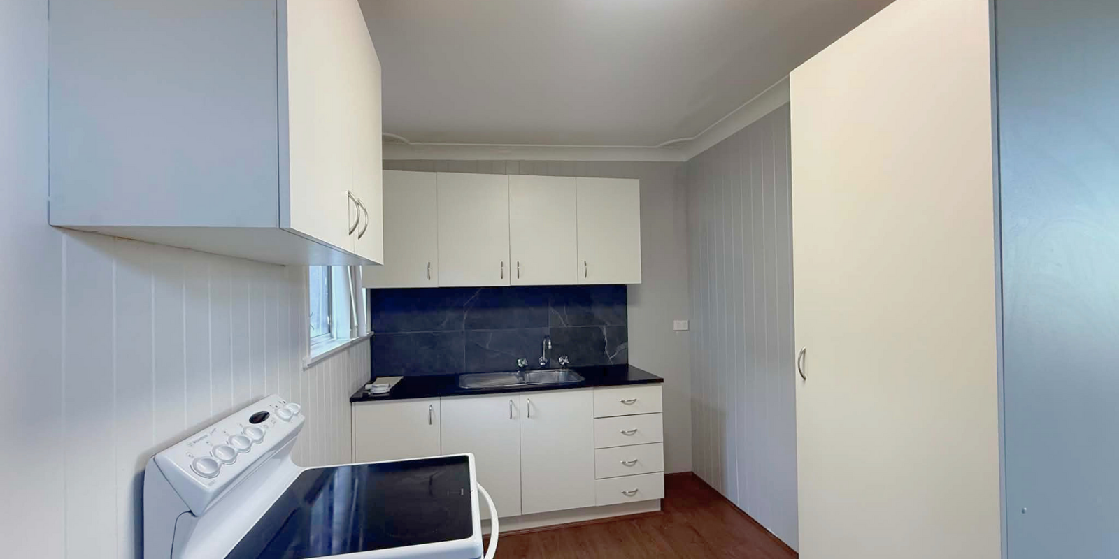 27 Takari Avenue Point Clare