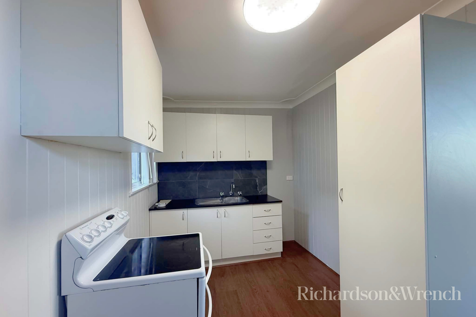 27 Takari Avenue Point Clare