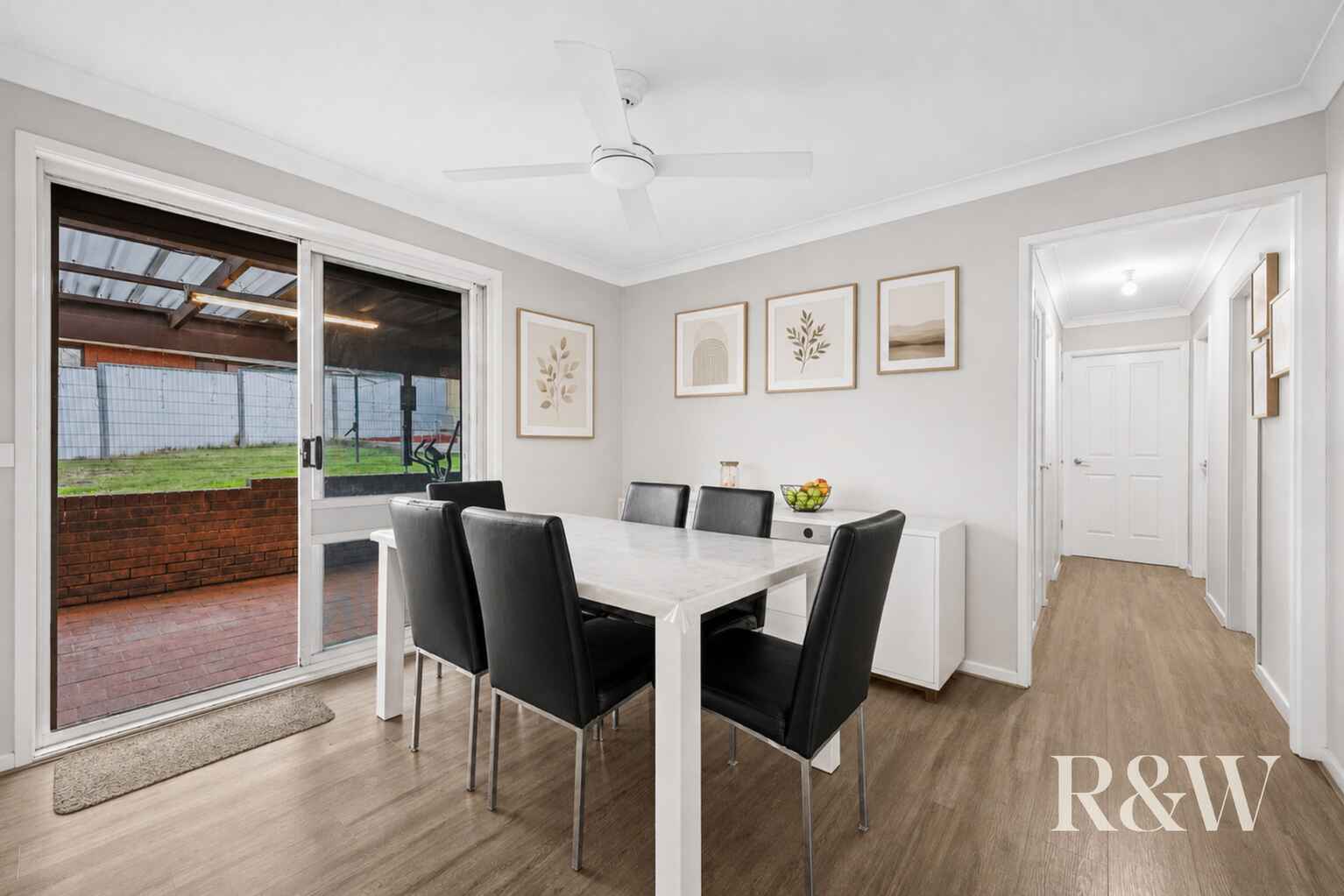 4 BRIERLEY PLACE Eagle Vale 4 BRIERLEY PLACE Eagle Vale