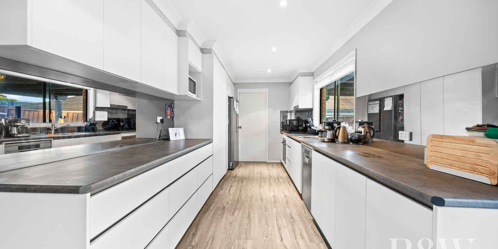 4 BRIERLEY PLACE Eagle Vale 4 BRIERLEY PLACE Eagle Vale